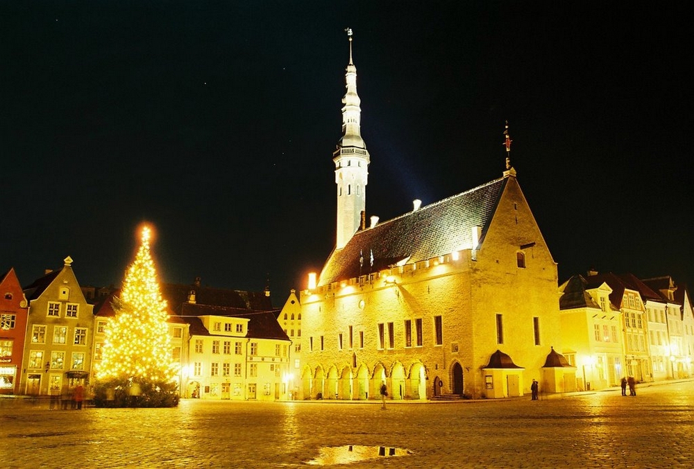 Таллин на Рождество: Ратуша и Ратушная площадь