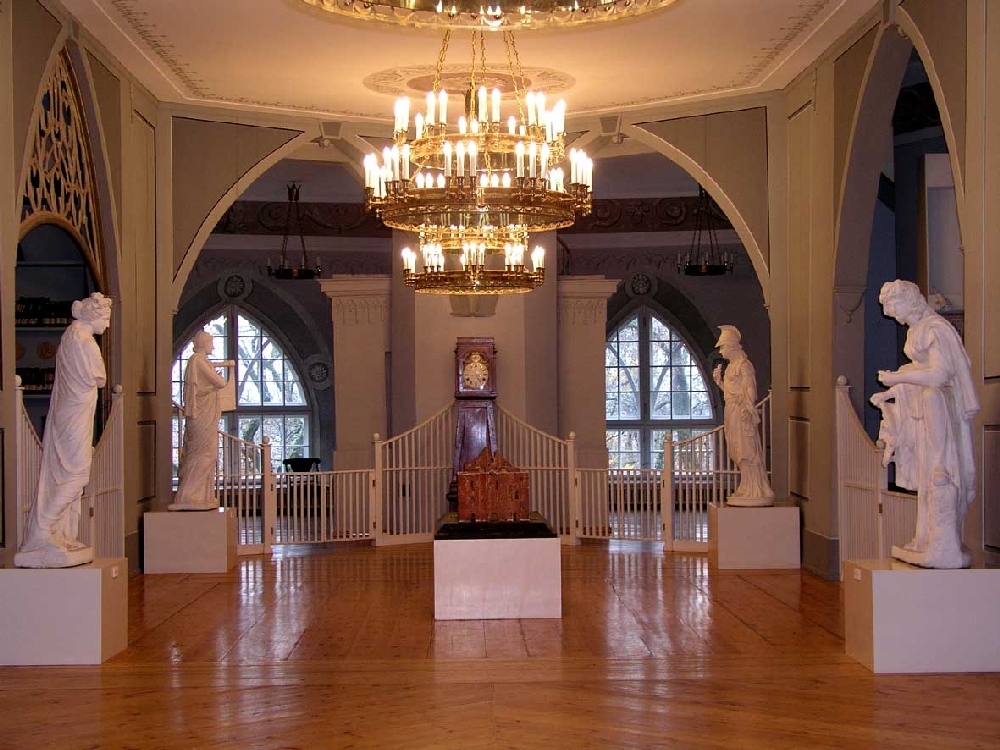 Внутренние залы Исторического музея университета Тарту