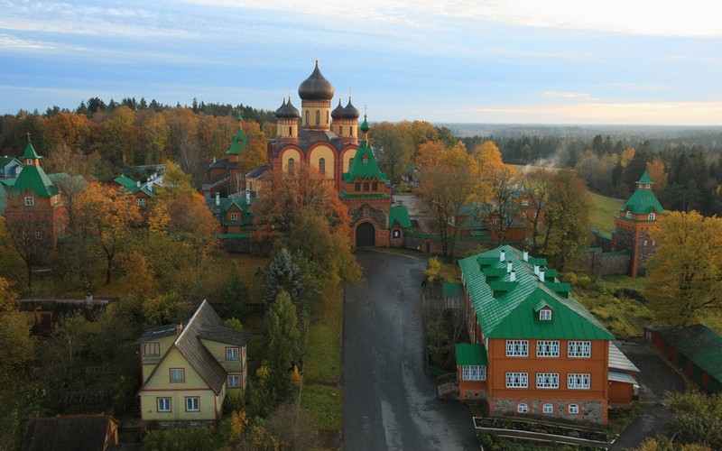 Пихтюцкий монастырь в Эстонии