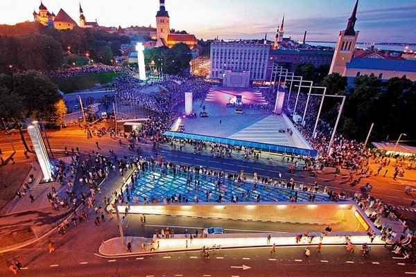 Площадь Свободы, Центр Таллина