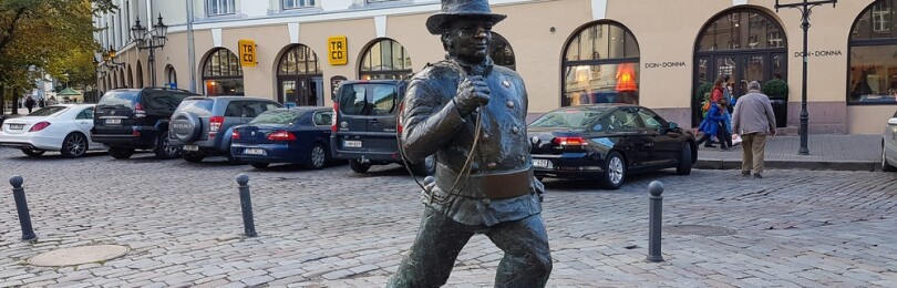 Памятник трубочисту в Таллине