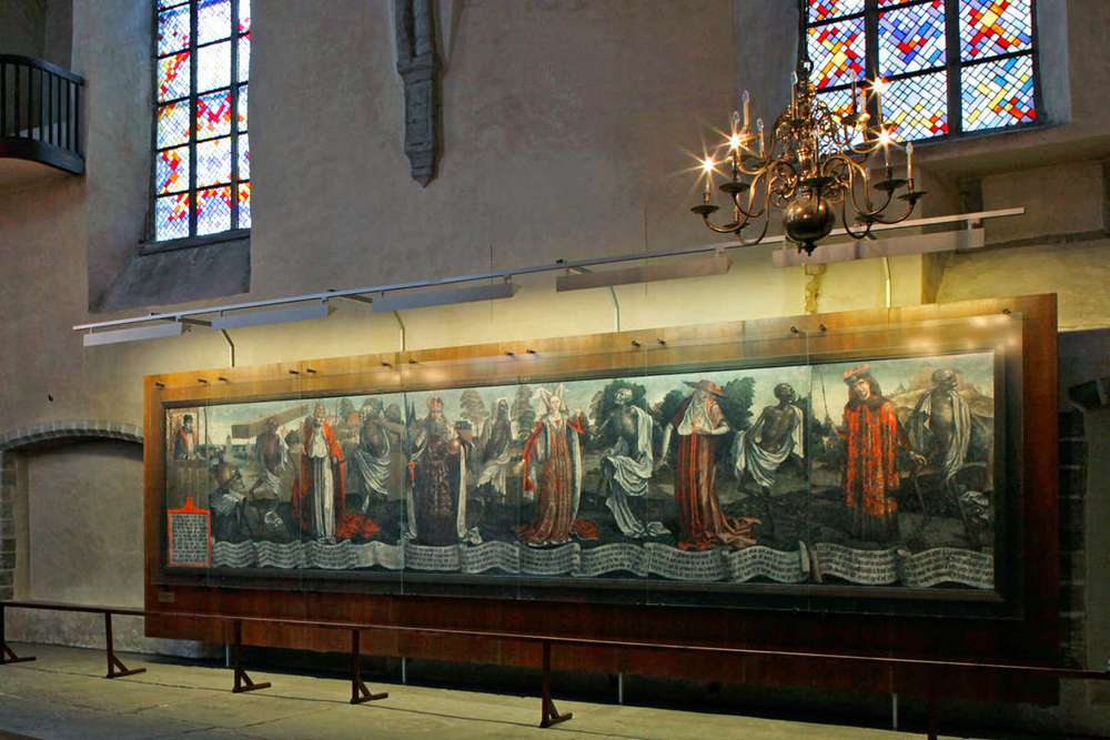 Музей Нигулисте в Таллине: “Пляска Смерти”