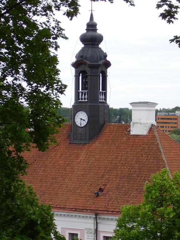 Тартуская ратуша, часы