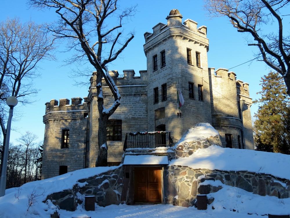Замок Глена зимой