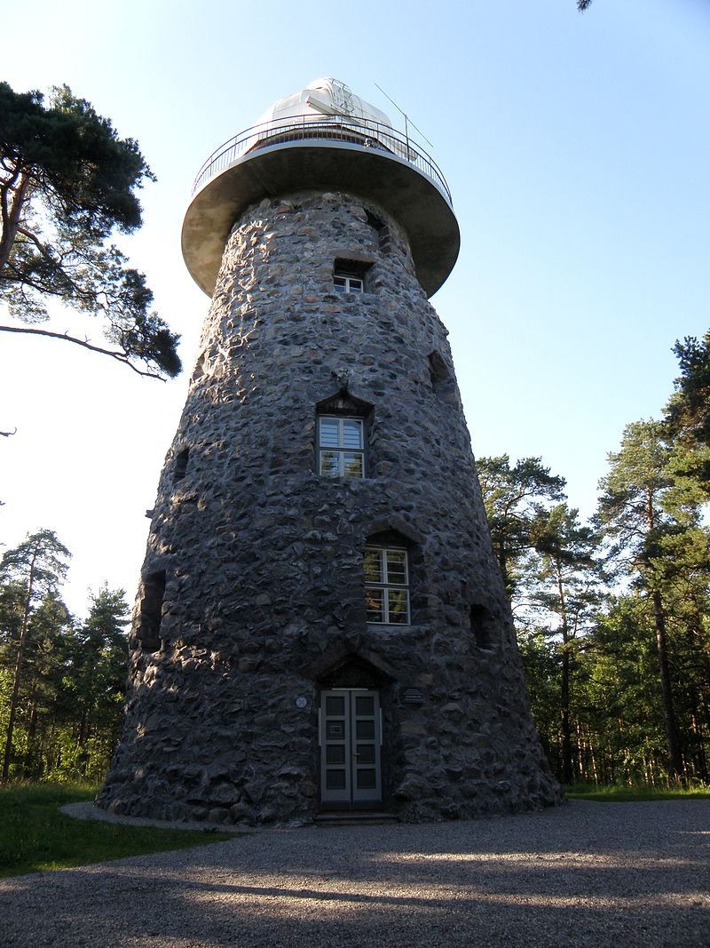 Обсерватория в парке замке Глена