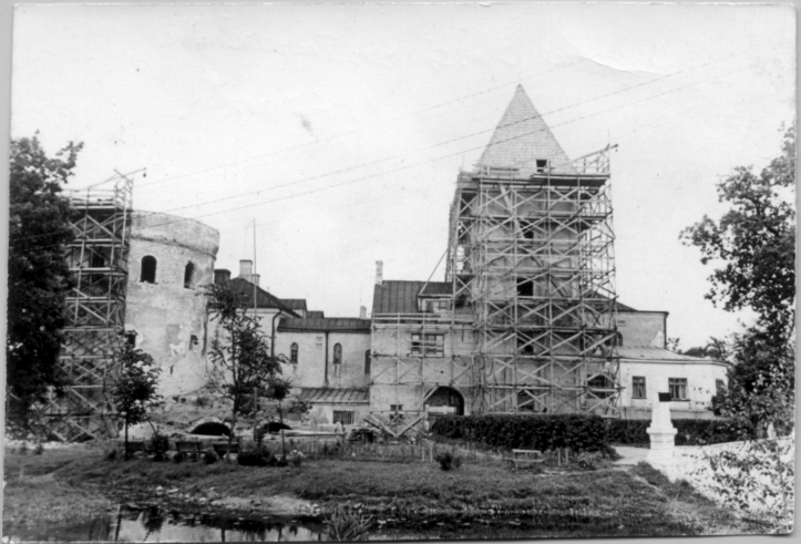 Реставрация замка Лоде, 1967 год